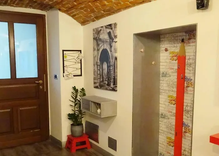 Emanuele Filiberto Apartmán *